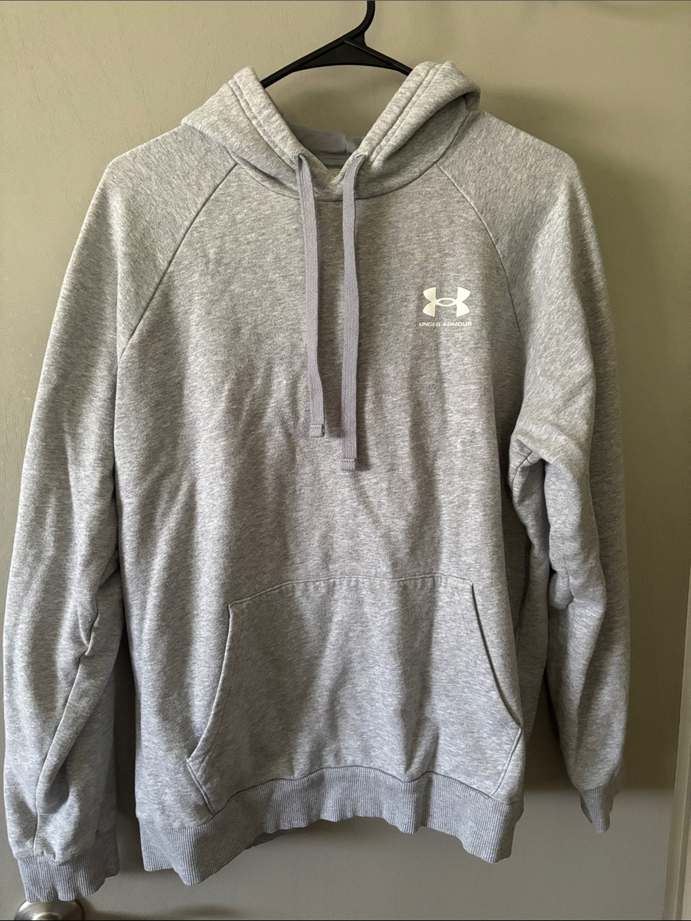 Under Armour Sweatshirt